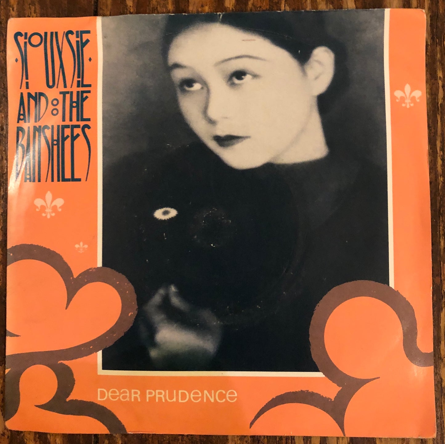 SIOUXSIE AND THE BANSHEES "Dear Prudence"